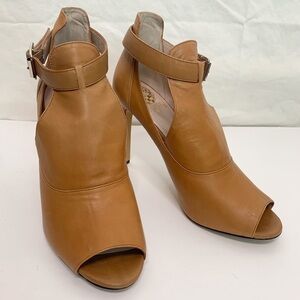 VINCE CAMUTO Leather Open Toe Ankle Booties